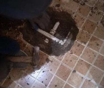 三江卫生间漏水维修公司为您分享下卫生间渗水如何处理及注意事项
